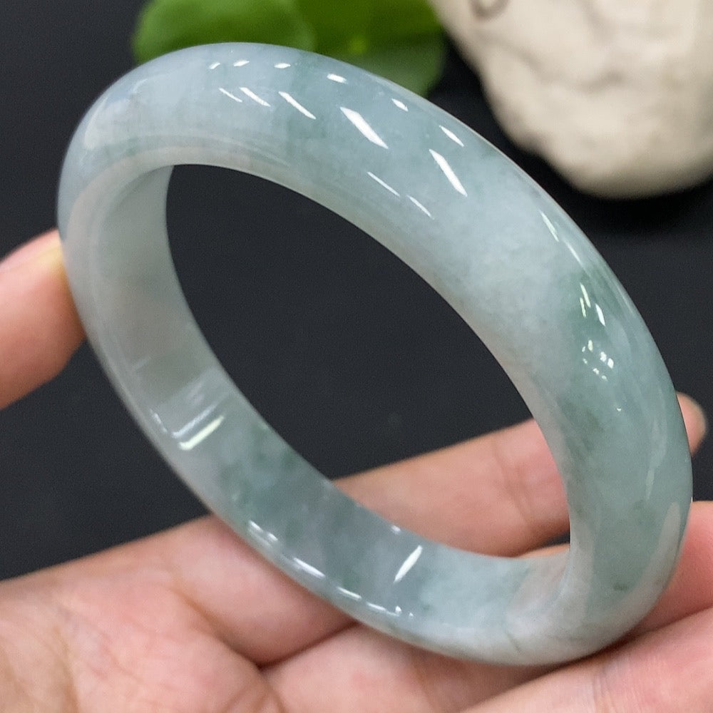 Jadeite Round Bangle Total Weight Approx. 61g Size 58.9