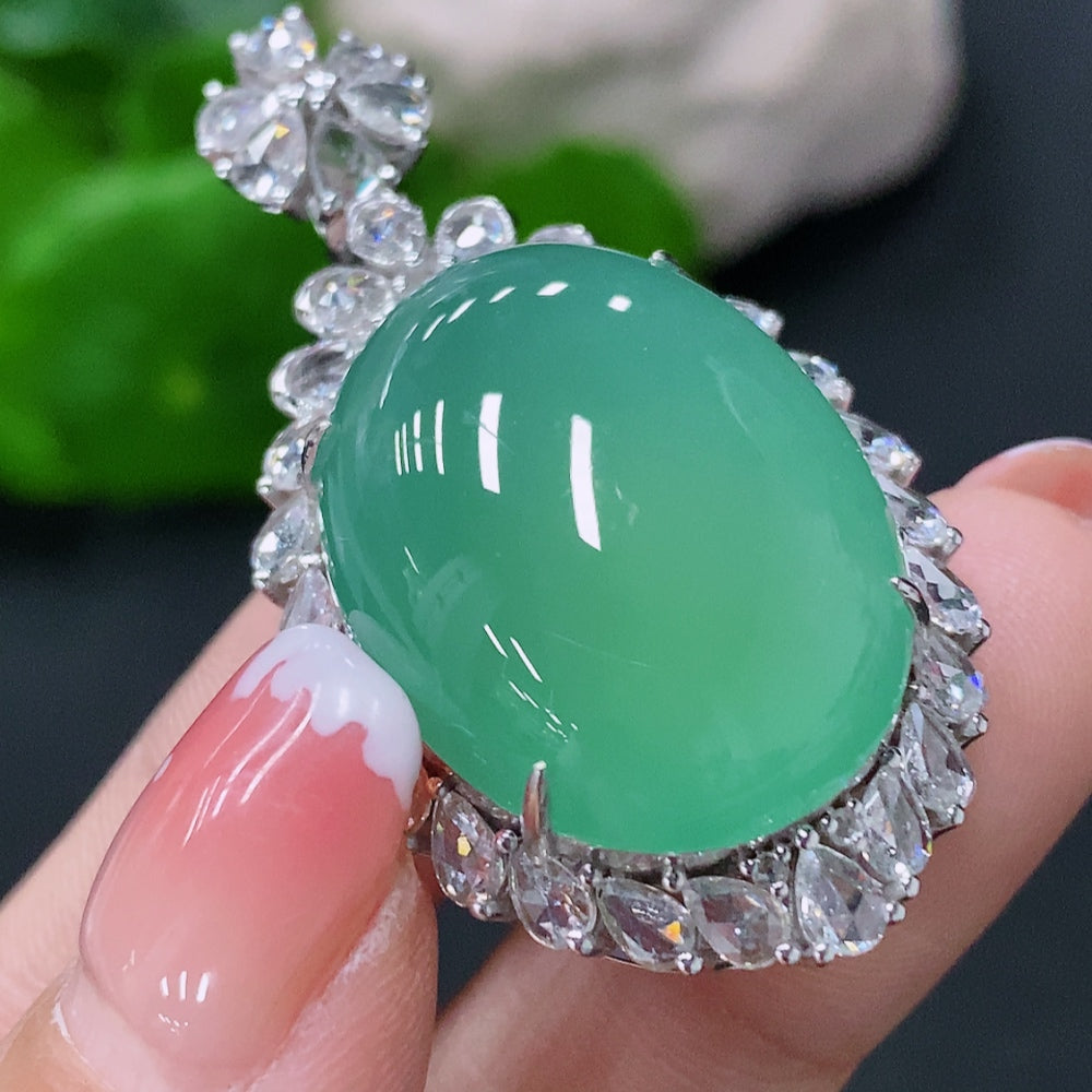 Jadeite Inlaid Cabochon Pendant 18k Total Weight Approx. 18.16g [Total Value: $13,563 USD]