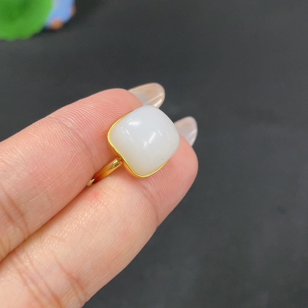 Hetian Jade Inlaid Ring Size 13 Total Weight Approx. 3.6g 18k