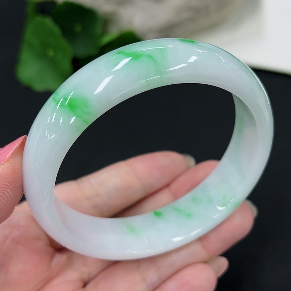 Jadeite Round Bangle