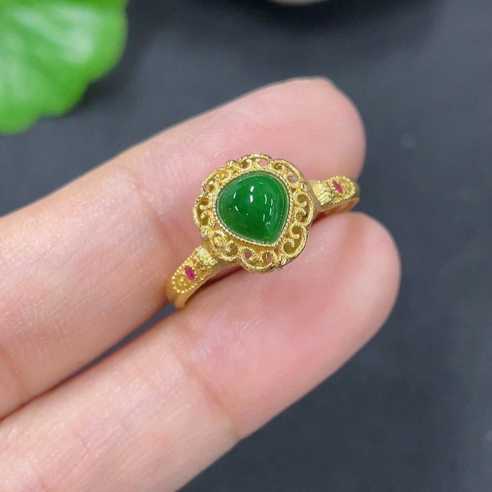 Jadeite Inlaid Ring Surface Tested 18k Gold Size 11 Total Weight Approx. 1.77g