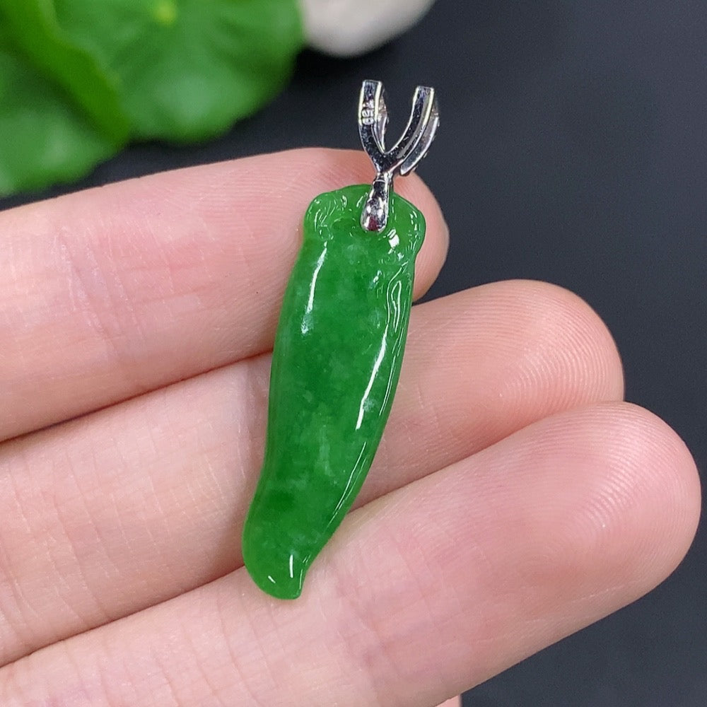 Jadeite Blessing Melon Pendant with 18K Gold Clasp, Set with Diamonds