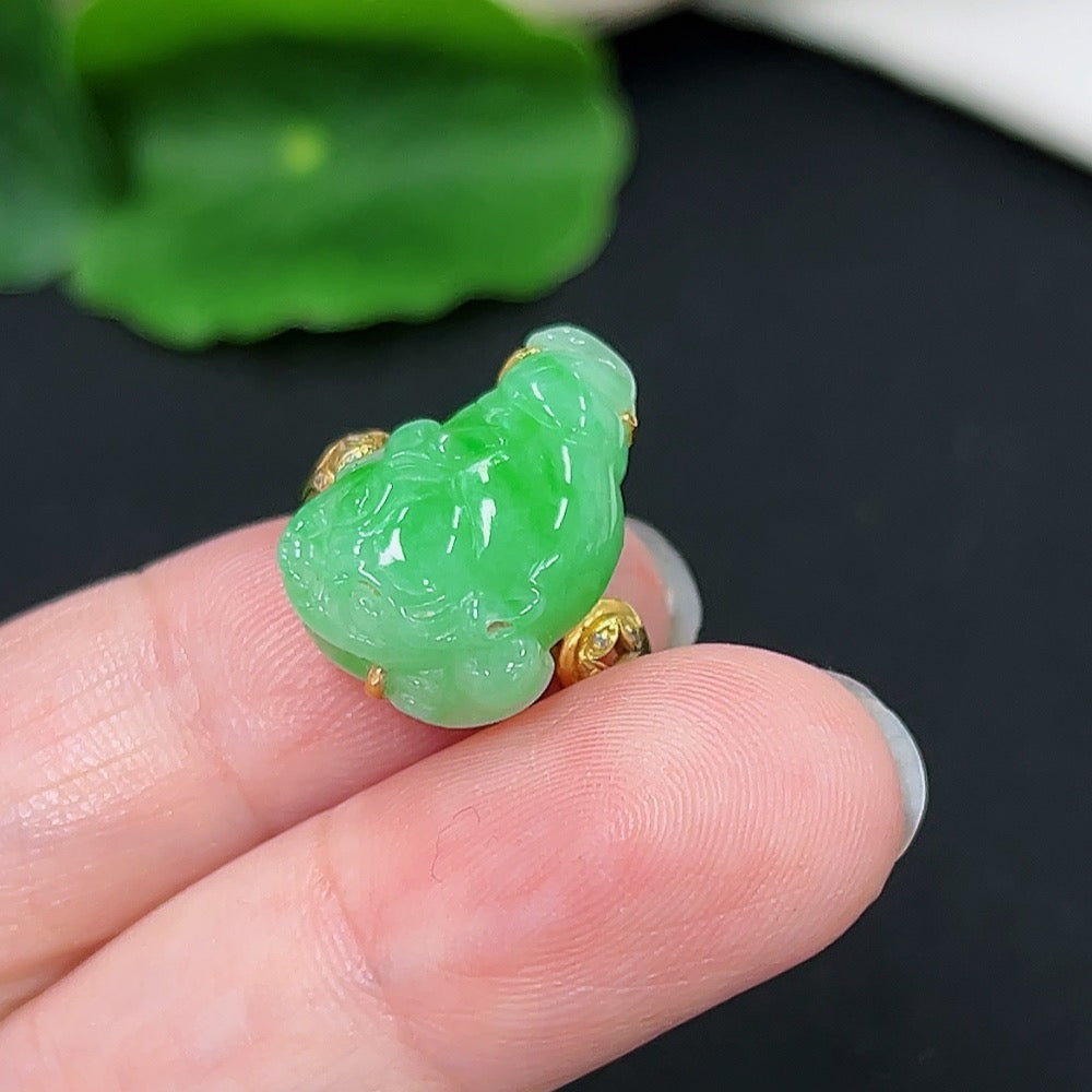 Jadeite Inlaid Ring 18k with Diamond Size 14 Total Weight Approx. 4.1g