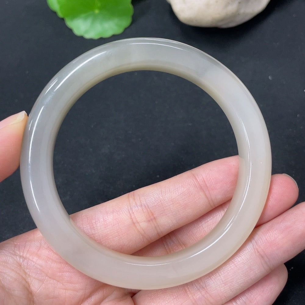 Hetian Jade Round Bracelet Size 59.5 Total Weight Approx. 52.7g