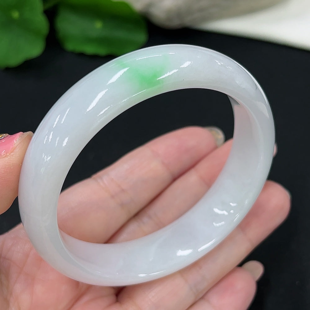 Jadeite Round Bangle