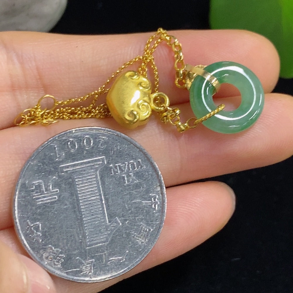 Jadeite Donut Pendant Marked Red AU99% with 18K Gold Total Weight Approx. 2.53g (Including Chain)
