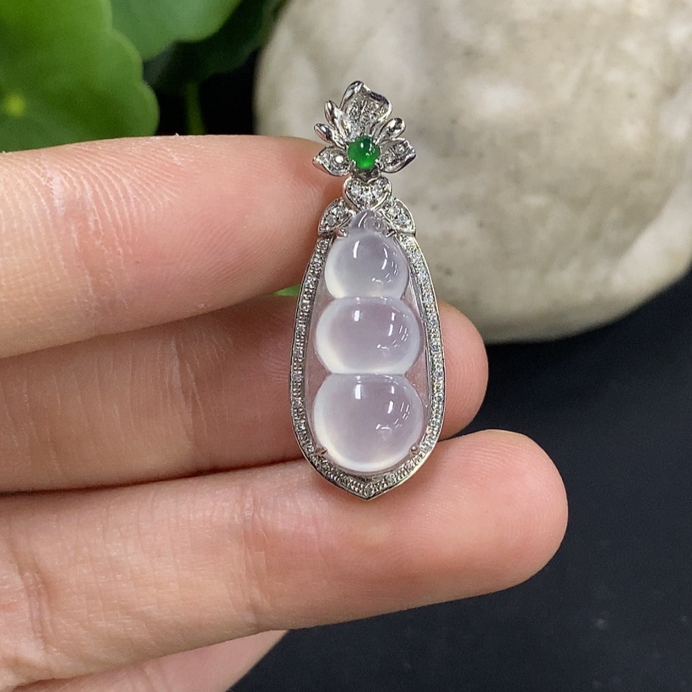 Jadeite Auspicious Bean Pendant Set in 18K Gold with Diamond Accents, Total Weight Approx. 2.88g