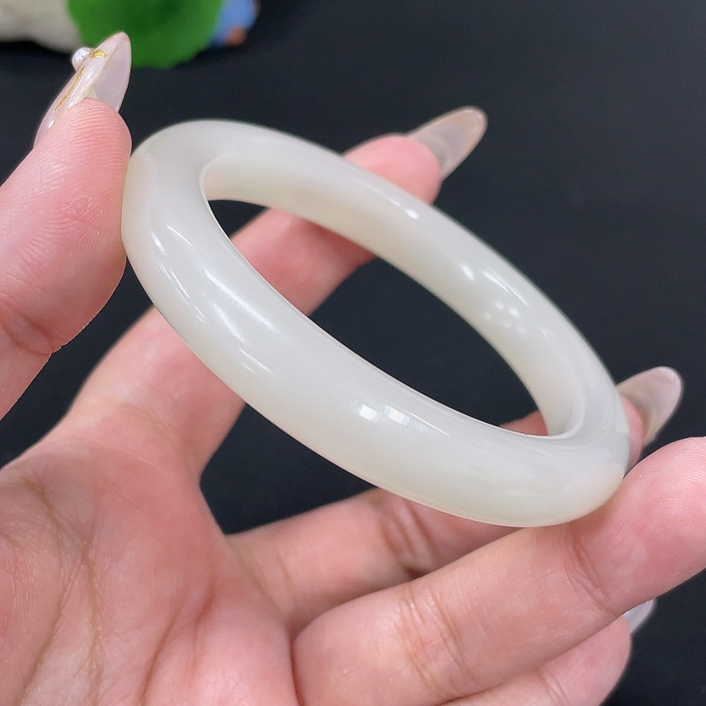 Hetian Jade Round Bracelet Size 56.9 Total Weight Approx.50.3g