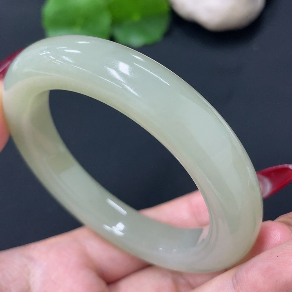 Hetian Jade Round Bracelet Size 58 Total Weight About 76.9g