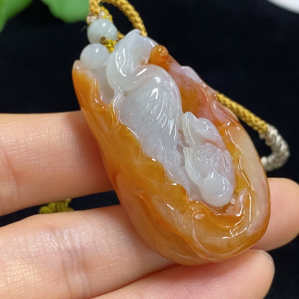 Jadeite Crane Pendant Total Weight Approx. 24.75g (including rope weight) with non-A grade beads