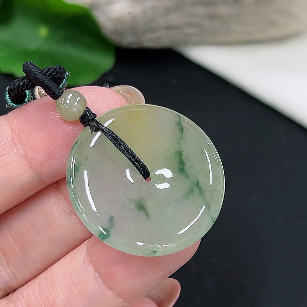Jadeite Safety Buckle Pendant (Non-Gold Inlaid) (Color Origin Undetermined)