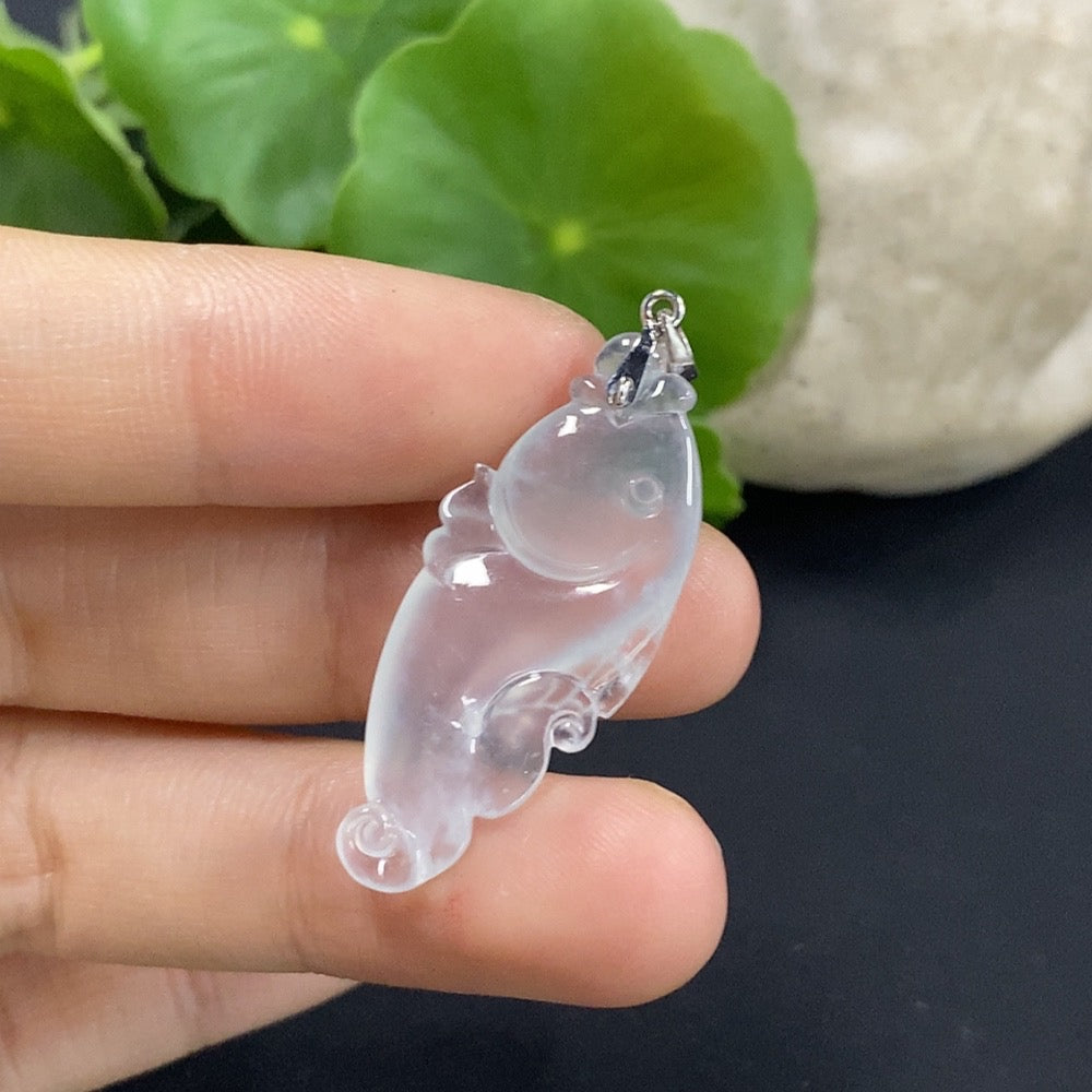 Jadeite Fish Pendant Without Stamp, Gold Content 69%, Total Weight Approx. 3.48g