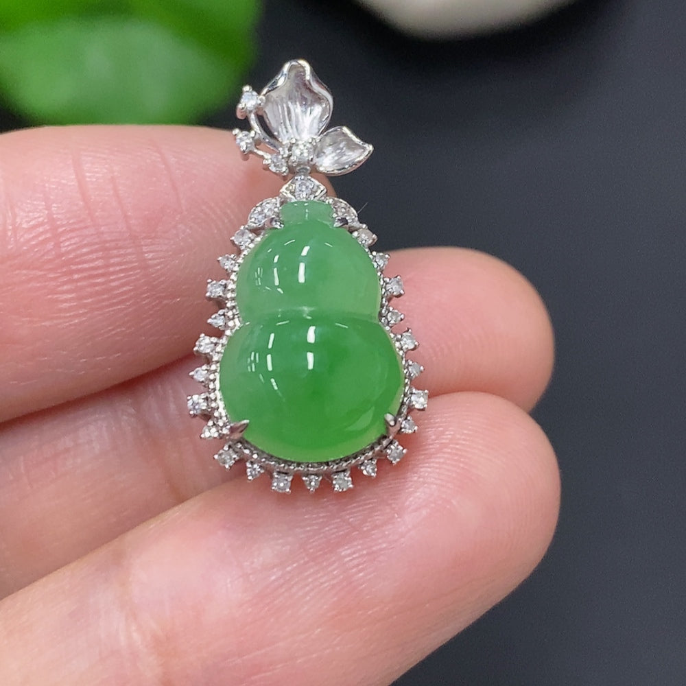 Jadeite Gourd Inlay Pendant 18K Gold Total Weight Approx. 2.7g (With Diamond Accents)