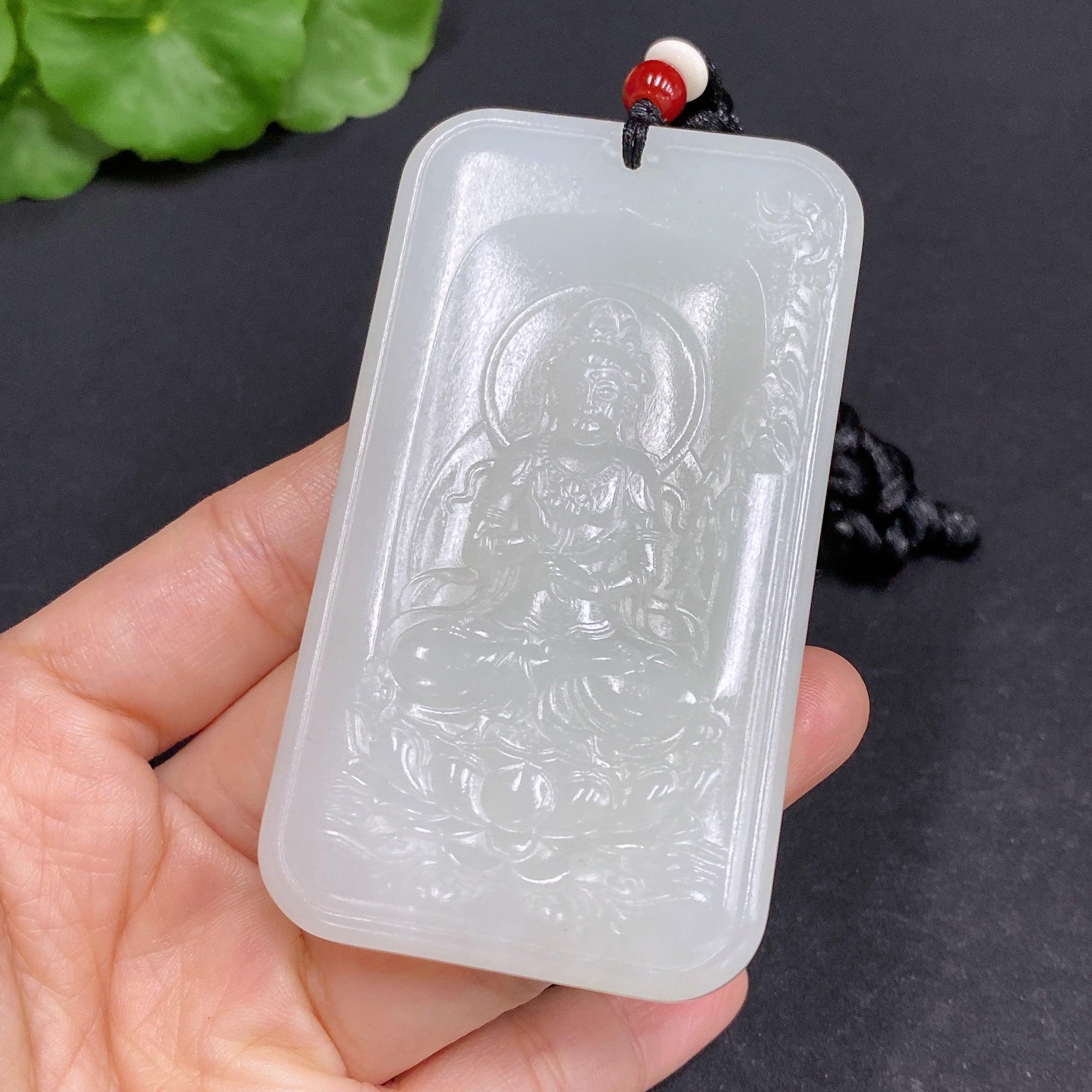 Hetian Jade Pendant Guanyin Total Weight (including rope) 87.1g