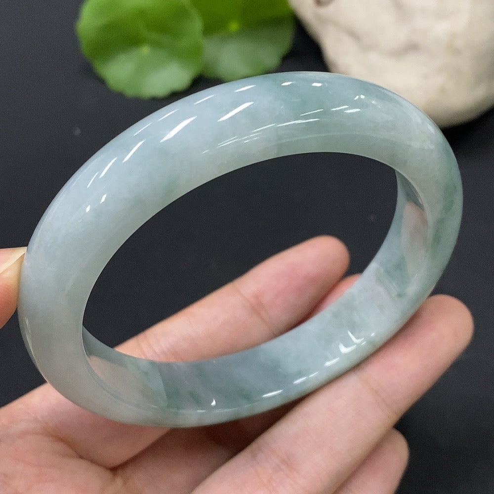 Jadeite Round Bangle Total Weight Approx. 61g Size 58.9