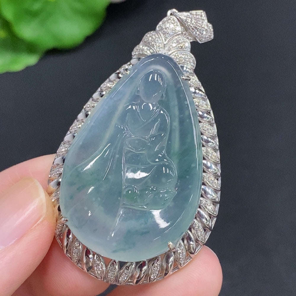 JadeiteEnlightenment Pendant 18K Gold with Diamond Accents