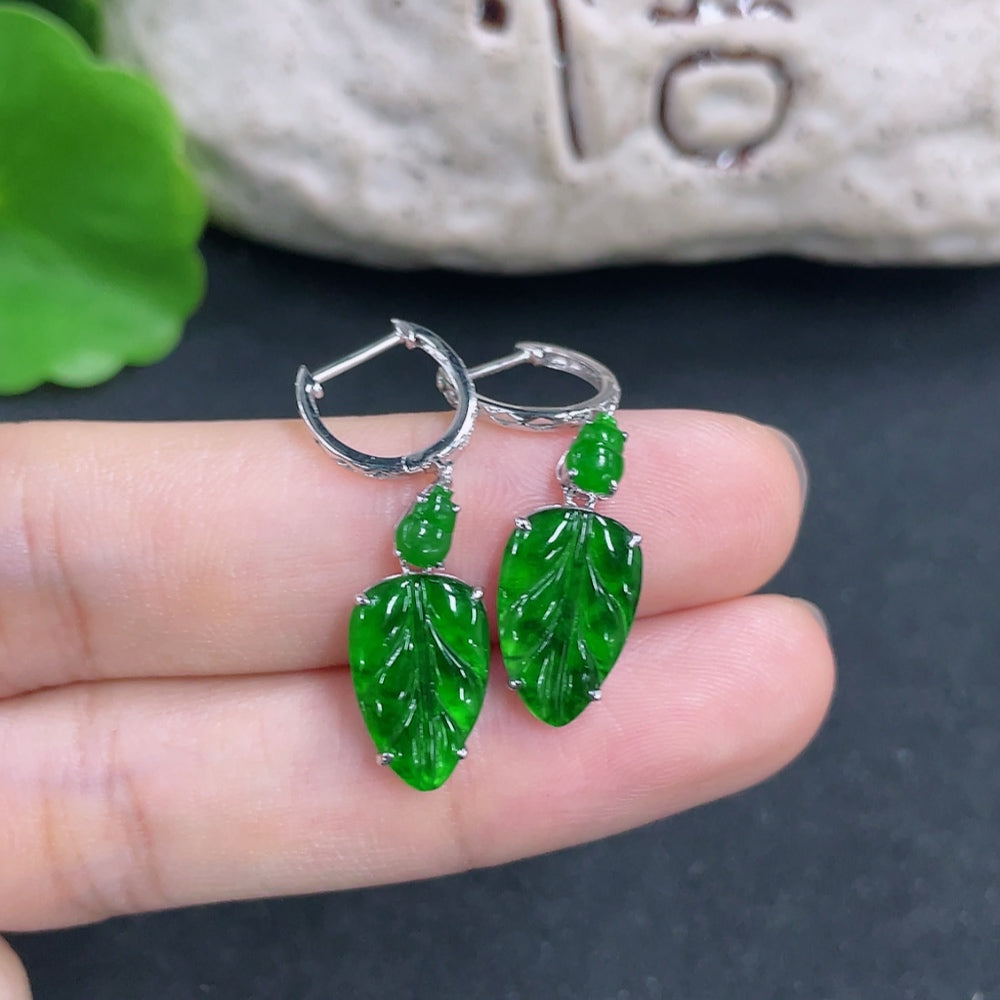 Jadeite Earrings 18k with Diamond Accents Total Weight Approx. 2.3g