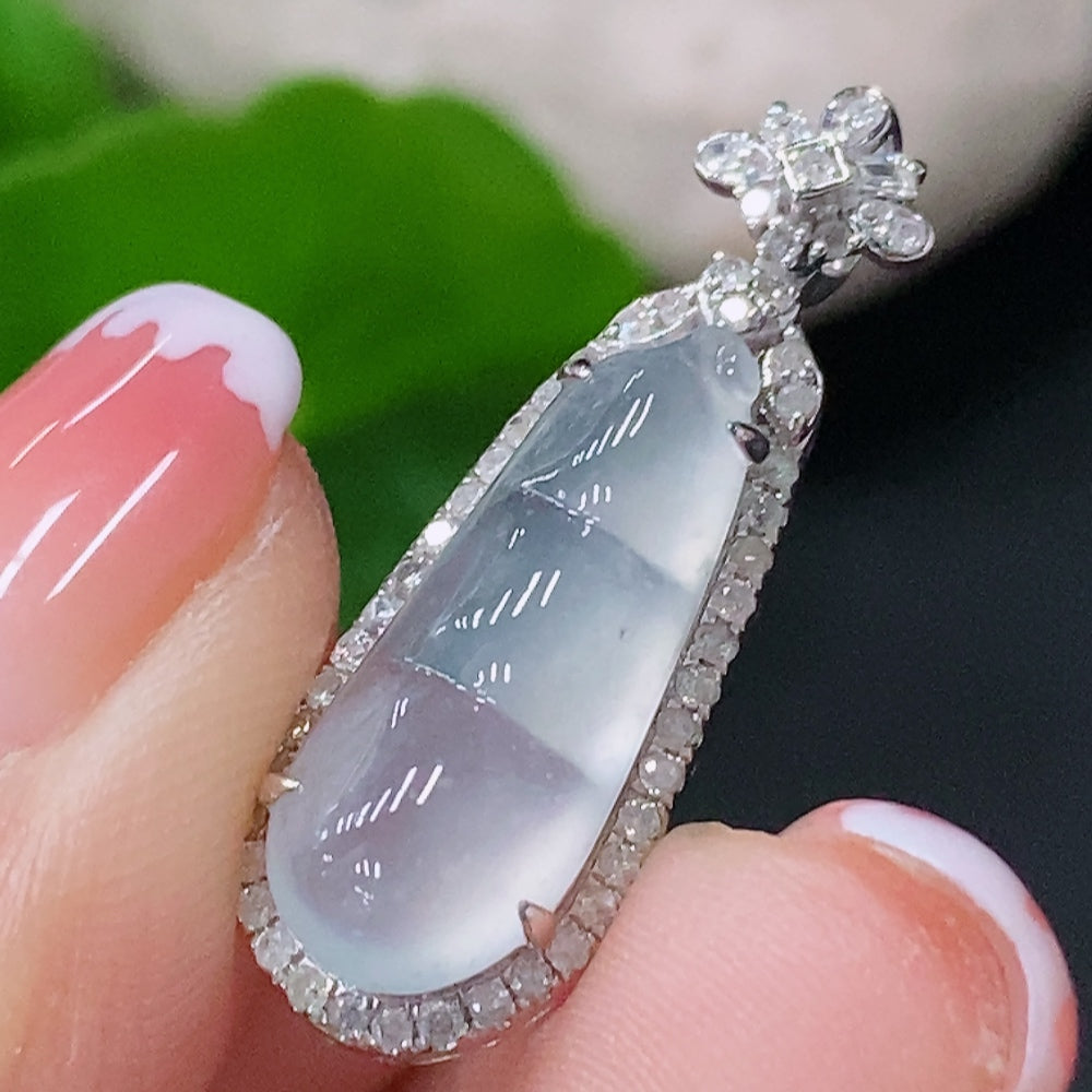 Jadeite Inlaid Pendant Fortunate Bean 18K Total Weight Approx. 2.48g