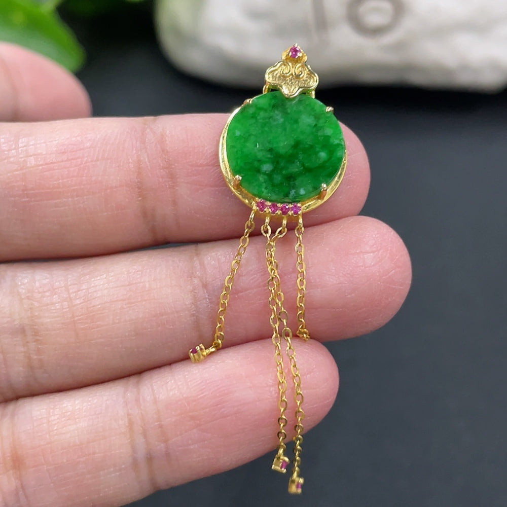Jadeite Plain Pendant Pendant with 18k Gold Setting, Total Weight Approx. 1.85g