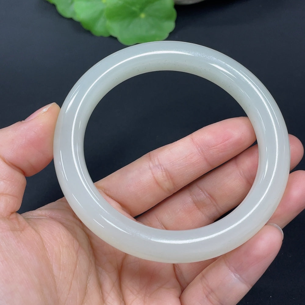 Hetian Jade Round Bracelet Size 58.8 Total Weight Approx. 52.9g