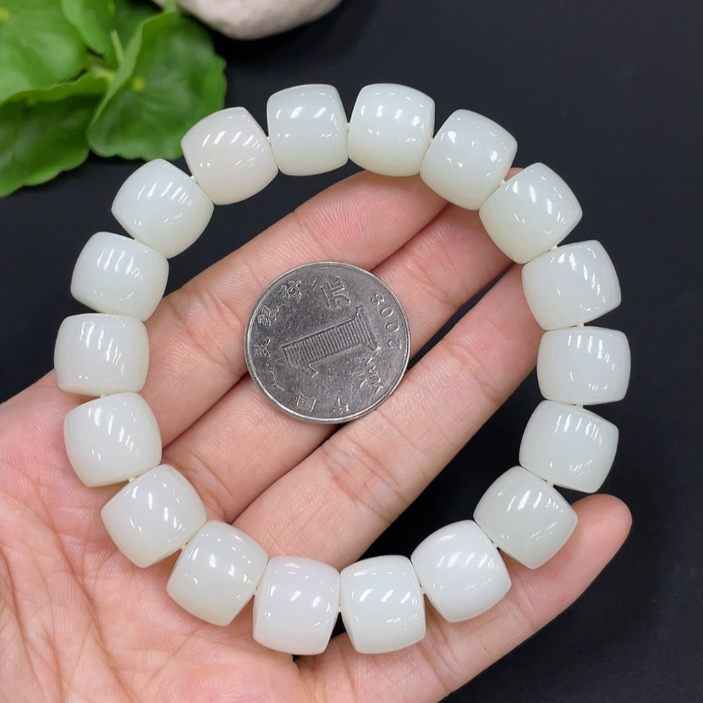 Hetian Jade Bead Bracelet, approx. 13mm, total weight approx. 66.1g