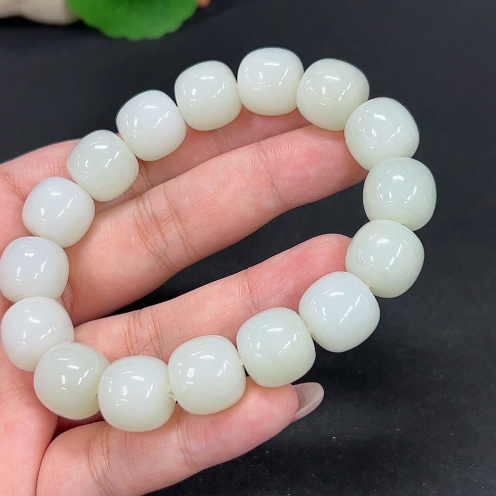 Hetian Jade Bracelet, approx. 13.6mm