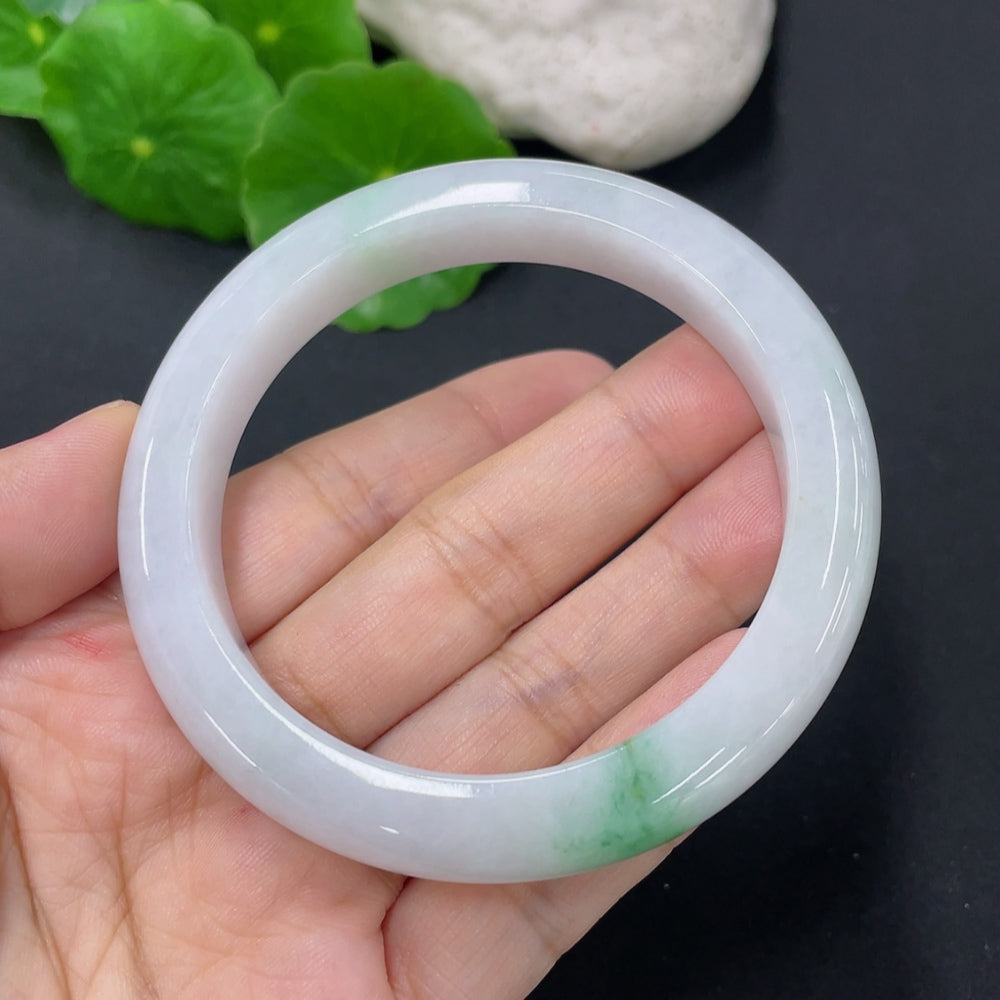 HKHQ jadeite round bangle weighing 46g, size 52.5, featuring smooth, polished jade surface with a glossy finish.