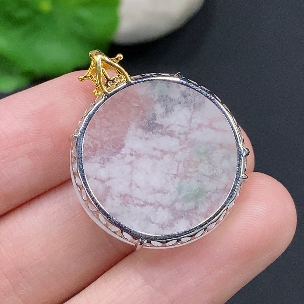 Jadeite Plain Pendant 18k Gold Total Weight Approx. 3.6g