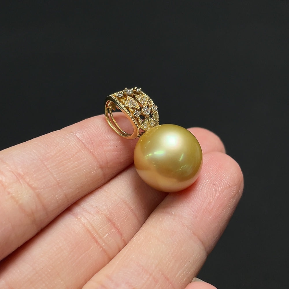 Seawater Pearl Pendant 14k Gold Non-Diamond Color Origin Undetermined