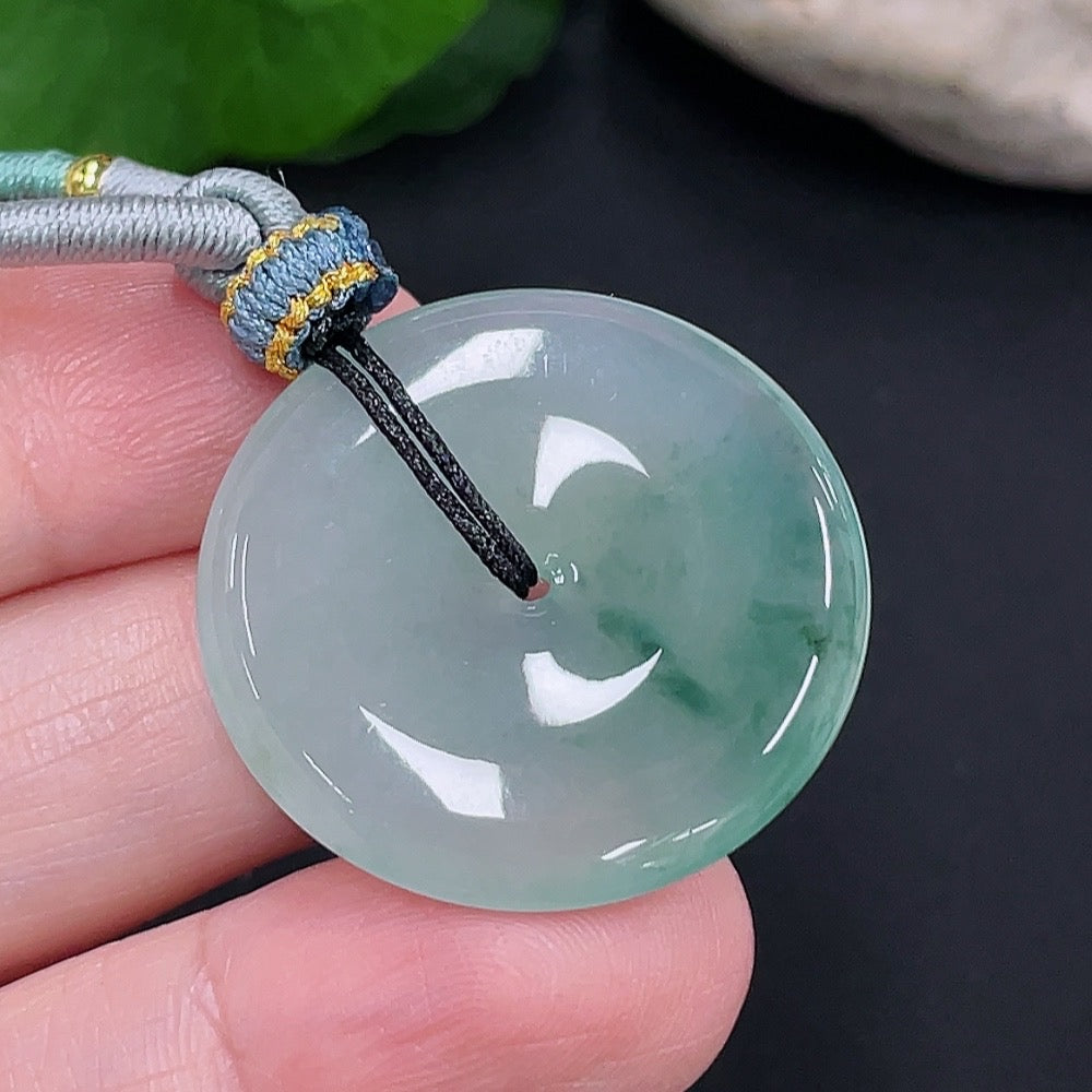 Jadeite Peace Knot Pendant Total Weight Approx. 10.38g