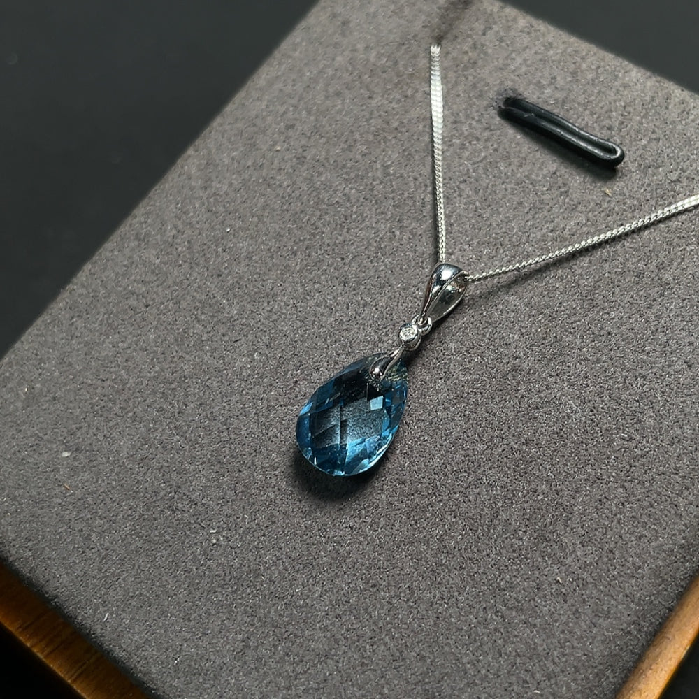 Topaz Pendant with Diamond Accents, 18K Gold, Color Origin Undetermined