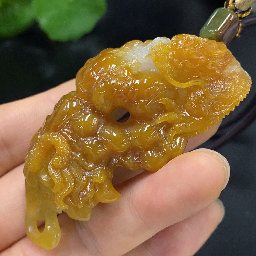 Jadeite Dragon Pendant Total Weight Approx. 67.51g (Including Rope Weight) Color Origin Undetermined