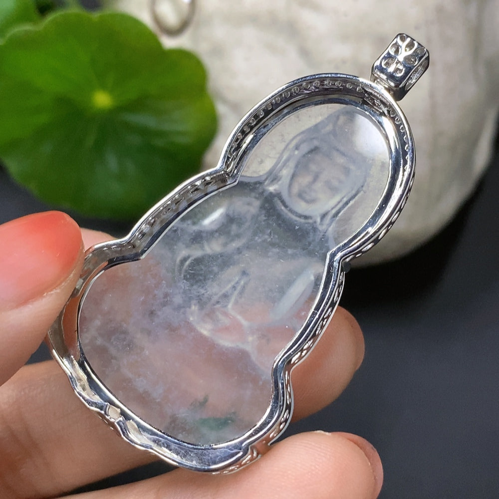 Jadeite Guanyin Inlaid Pendant 18K Gold Inlaid Total Weight Approx. 18.5g