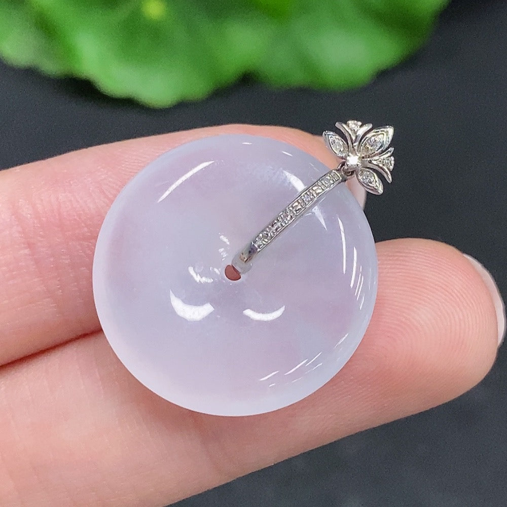 Jadeite Safety Pendant with 18K Gold Clasp, Total Weight Approx. 4.3g, Set with Diamonds