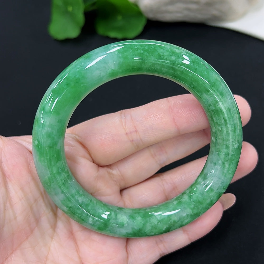 Jadeite Round Bangle