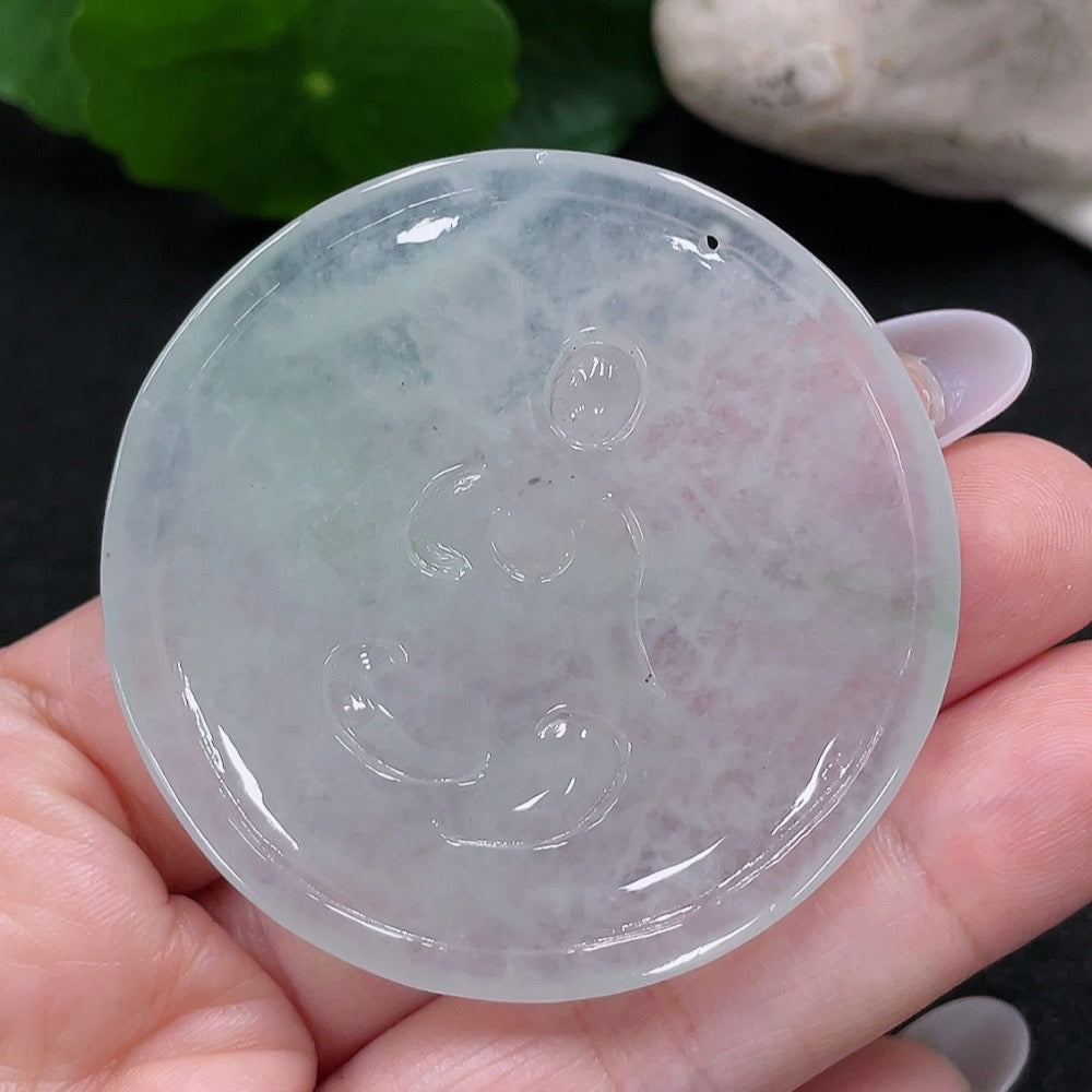 Jadeite Guanyin Pendant, Total Weight Approximately 26.2g