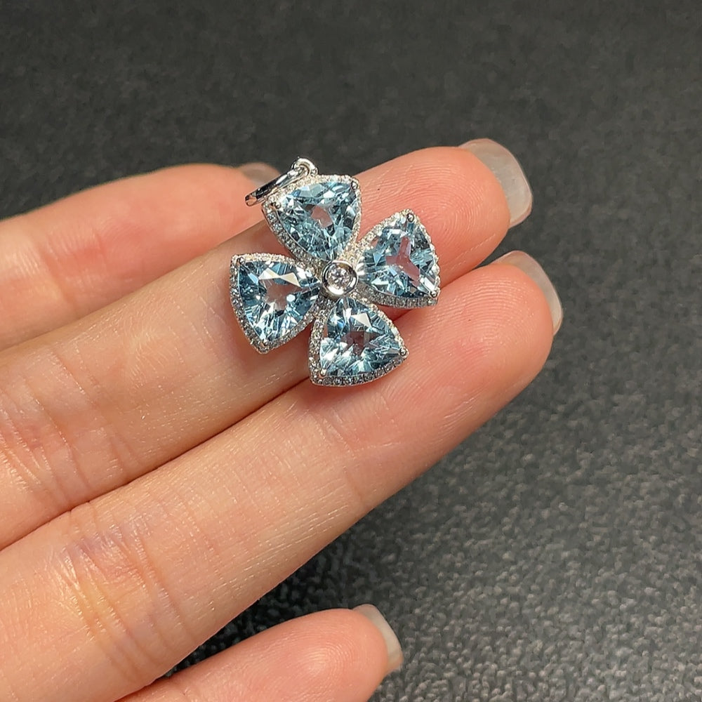 Aquamarine Pendant 18K Gold Non-Diamond Total Weight Approx. 2.51g
