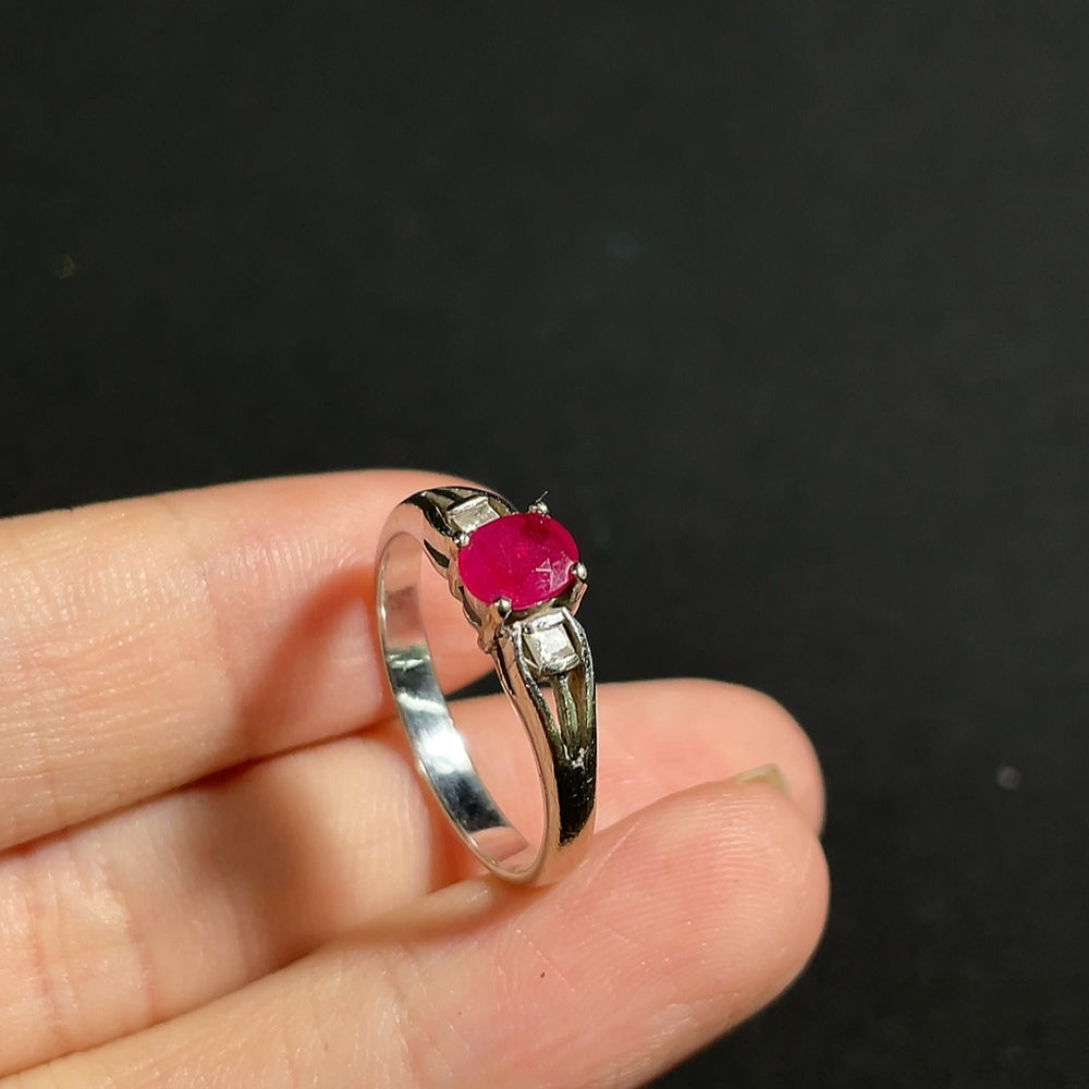 14k gold Ruby ring with non-diamond gemstone, size 13, weighing approximately 2.49 grams, from HKHQ.