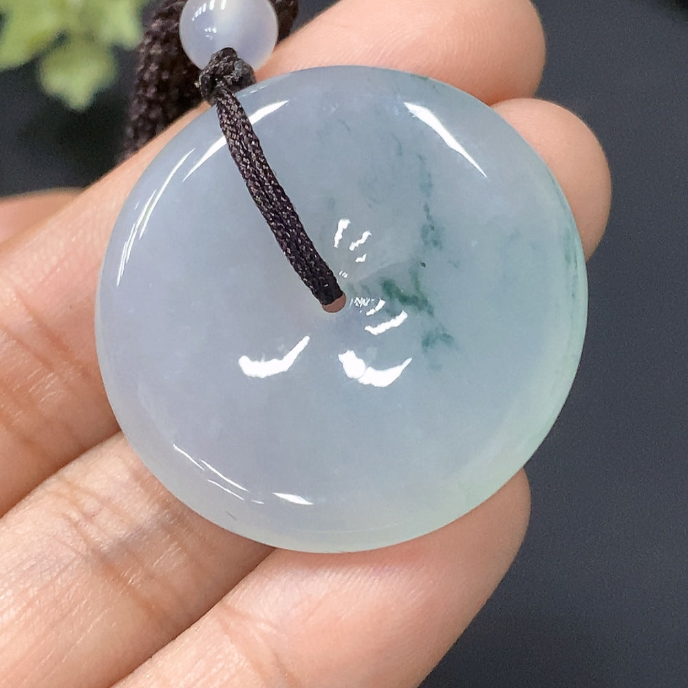 JadeitePeace Pendant, Total Weight: 14.068g