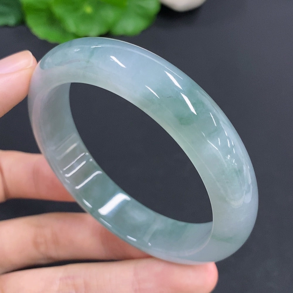Jadeite round bracelet by HKHQ featuring smooth green jade beads, total weight approximately 56.4g, size 56.