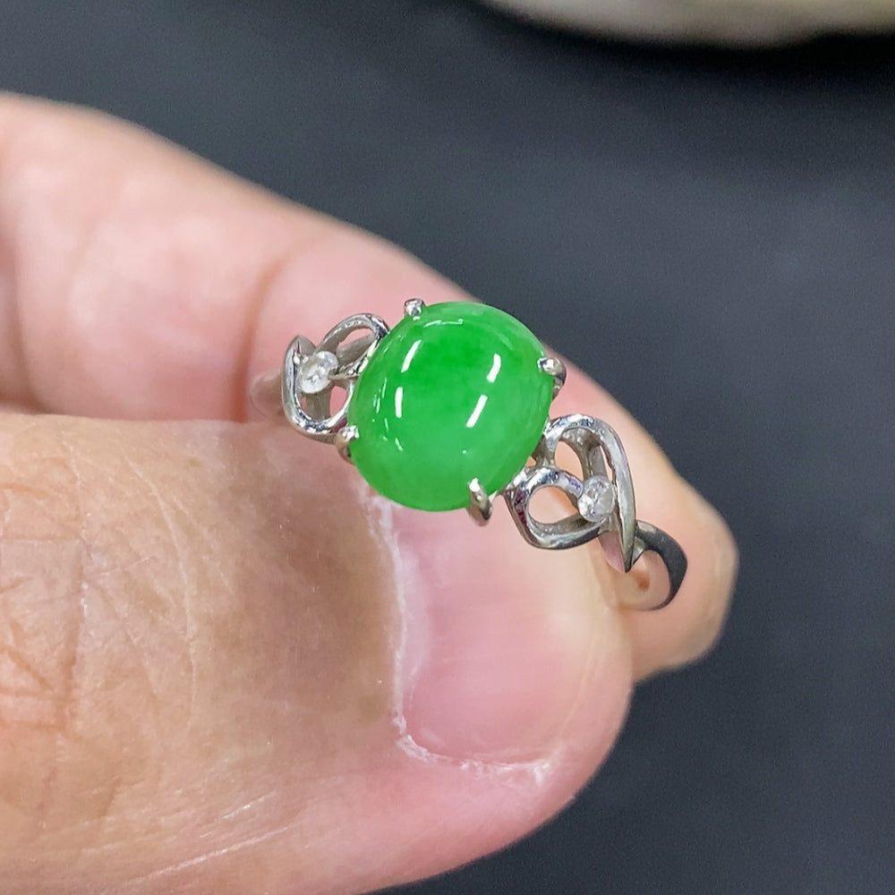 Jadeite cabochon ring with 18k gold setting, size 11.5, HKHQ jewelry, featuring a smooth green jade gemstone.
