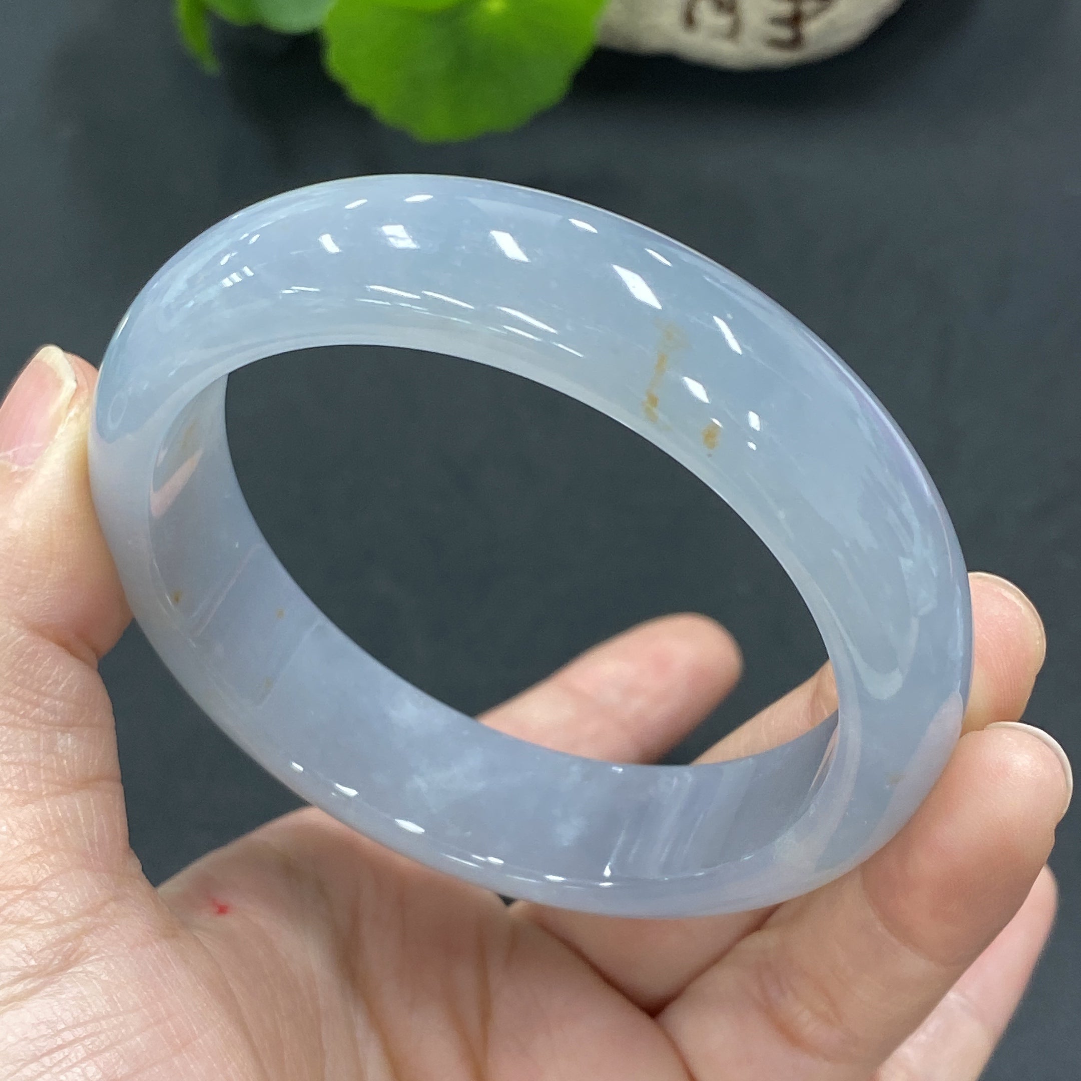 Jadeite Round Bangle    Size 55.4