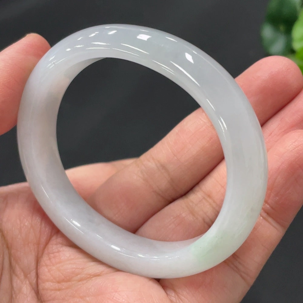 Jadeite Imperial Concave Bangle