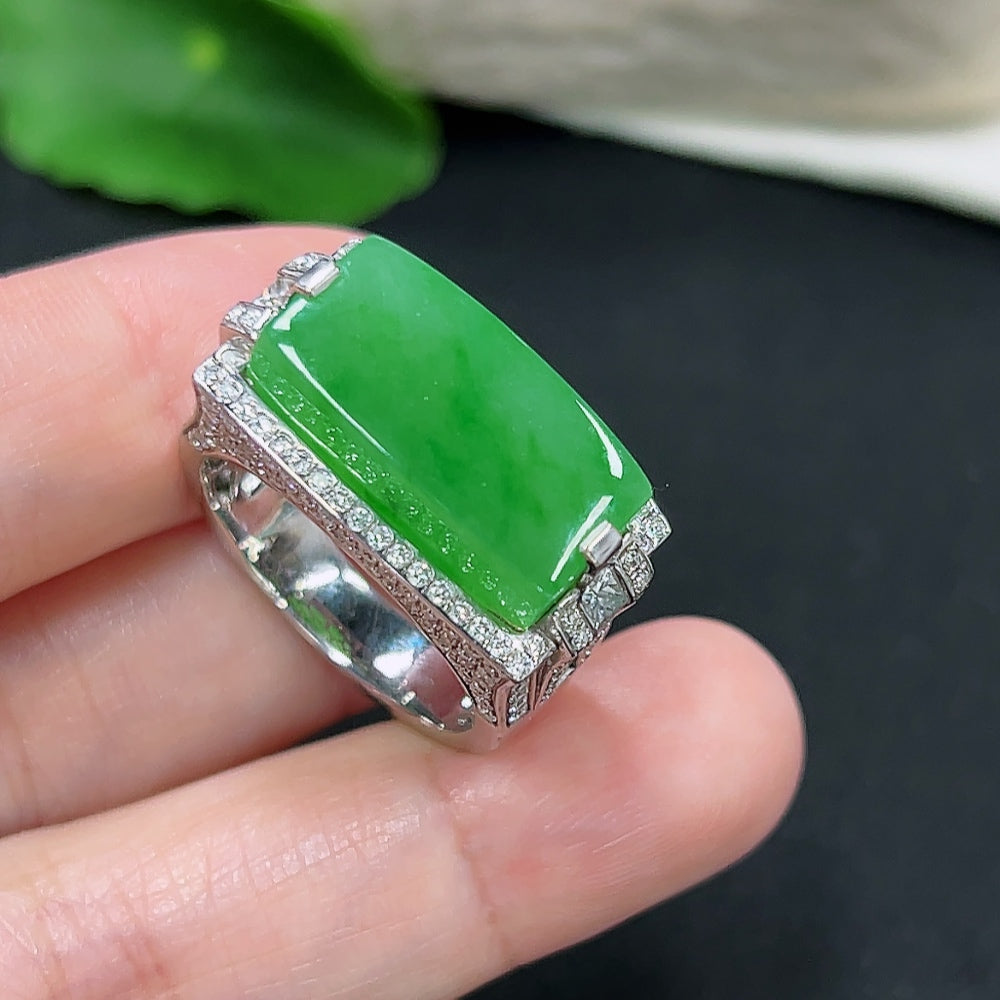 Jadeite Plain Pendant Ring 18k with Diamond Accents