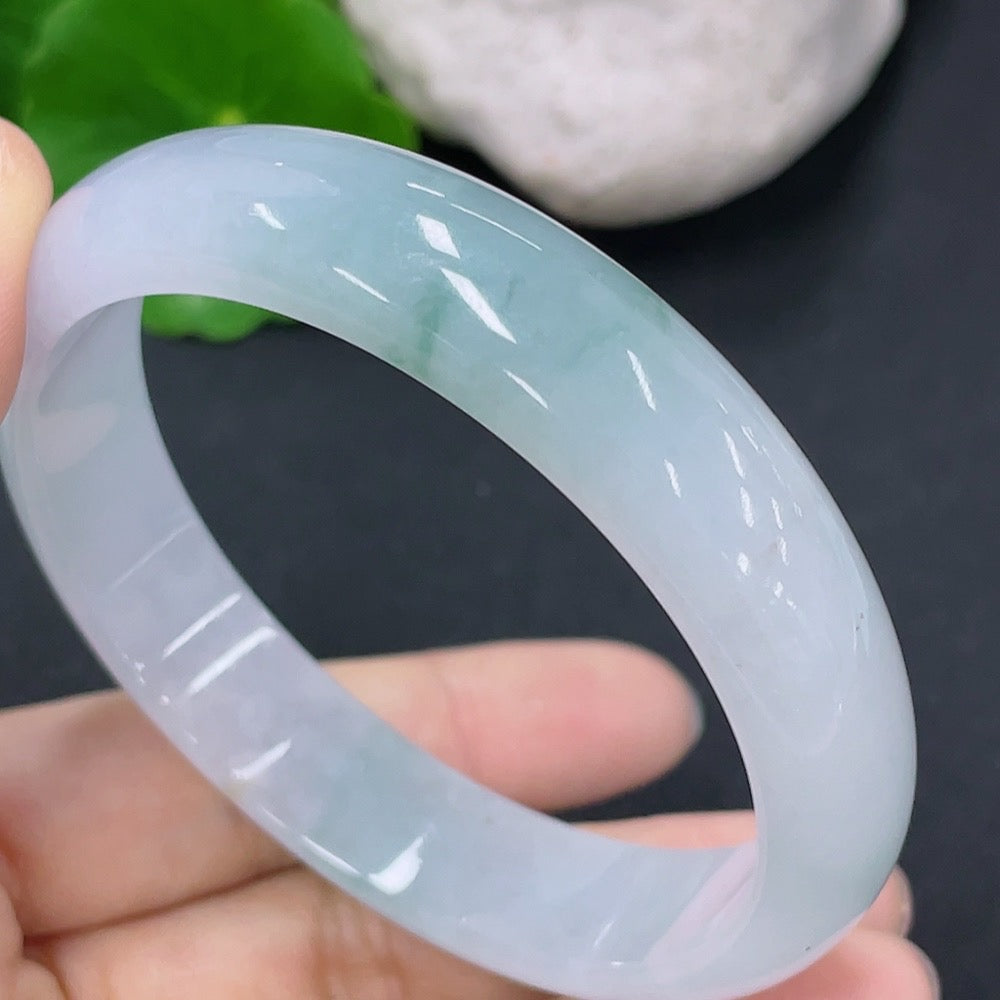 Jadeite round bracelet with 54.8mm diameter, HKHQ jade jewelry, featuring smooth polished jade stones, weighing approximately 42.48g.