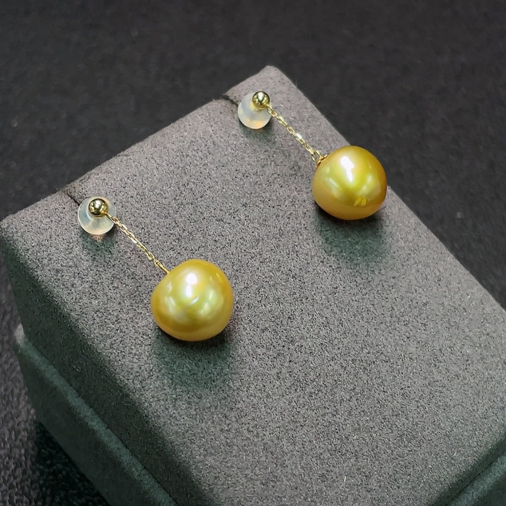 18k White Gold Seawater Pearl Earrings (Color Origin Undetermined, Total Weight Approximately 4.52g, Pearl Size About 11.4mm)