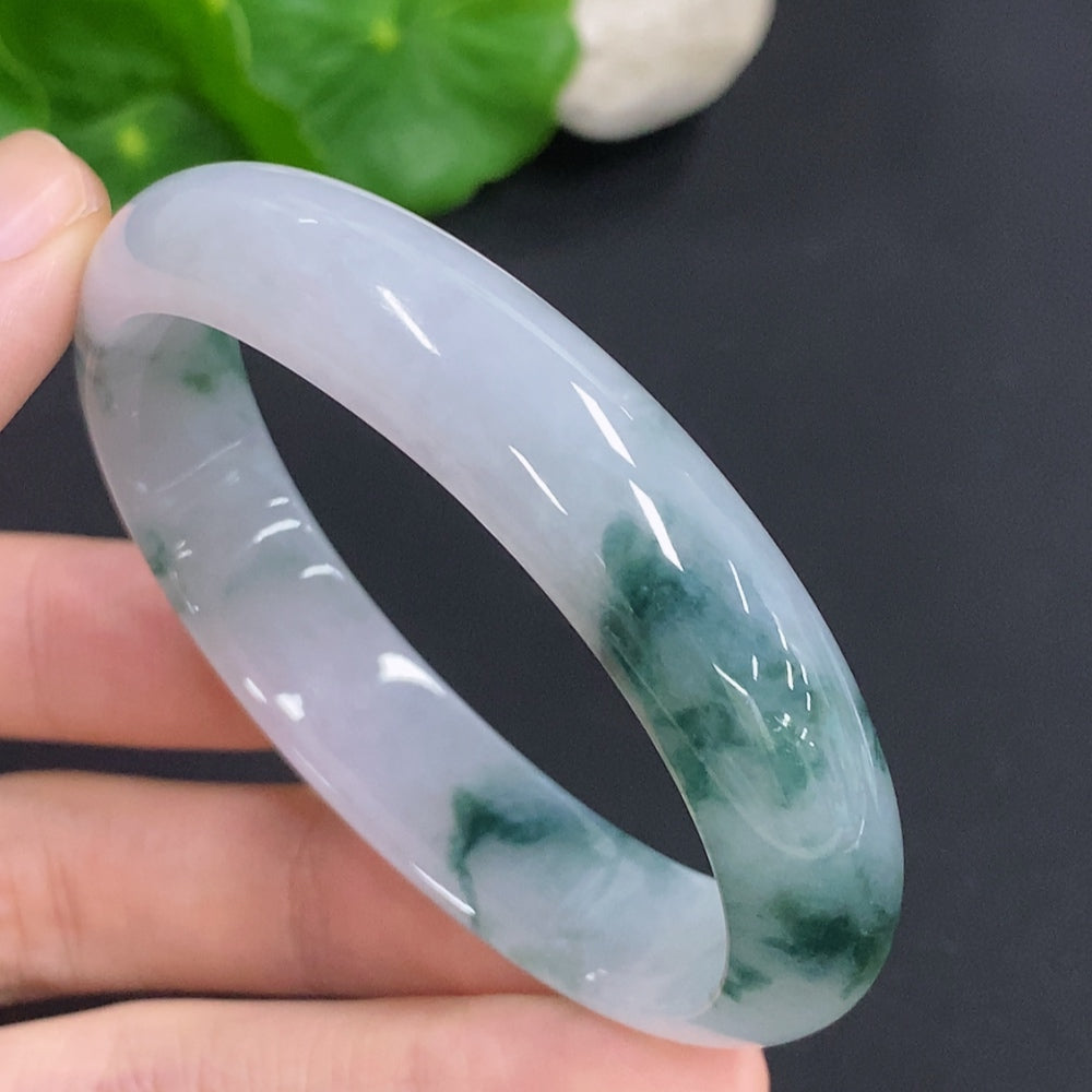 Jadeite Concubine bracelet by HKHQ with adjustable size 55.5/47.5, weighing approximately 38g, featuring smooth jade stones.