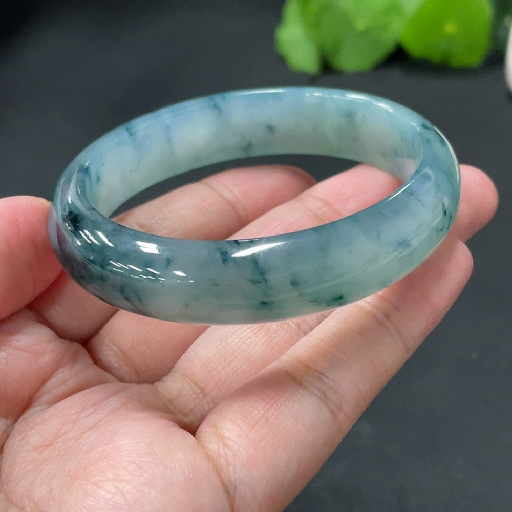 Jadeite Concubine Bracelet Size 55.2 Short Diameter 47.9 Total Weight 45.164g