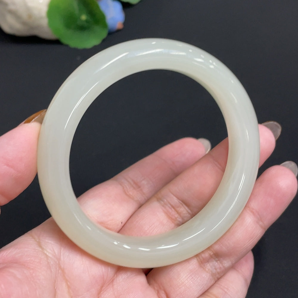 Hetian Jade Round Bracelet Size 58.7 Total Weight Approx. 61.2g