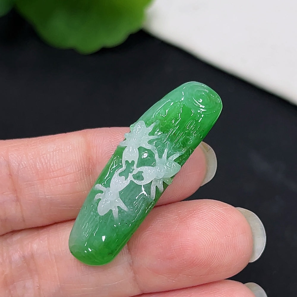 Jadeite Contentment Hanging Pendant Total Weight Approx. 6.68g